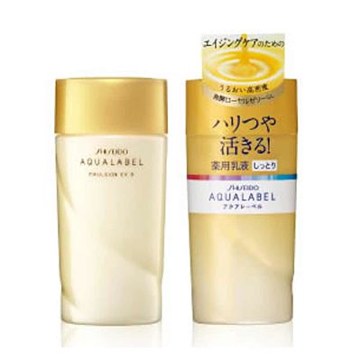 Sữa dưỡng da Shiseido Aqualabel Emulsion EX màu vàng là dòng sữa dưỡng da, tái tạo, phục hồi da hư tổn và làm trắng da. Nằm trong bộ sản phẩm dưỡng da màu vàng của shiseido aqualabel.  Dung tich: 130ml Xuất xứ: Nhật Bản Hãng sản xuất: Shiseido